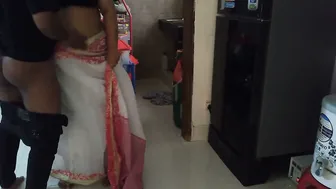 Aunty Bent Over Fridge Getting Fucked By Neighbor Guy Hard