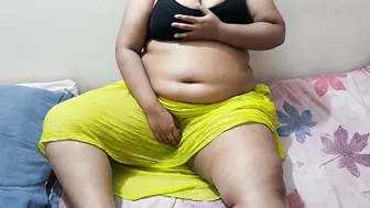 Neighbor Aunty Fingering Herself Watching Porn Getting So Wet