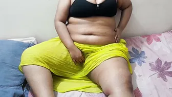 Neighbor Aunty Fingering Herself Watching Porn Getting So Wet