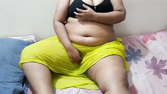 Neighbor Aunty Fingering Herself Watching Porn Getting So Wet