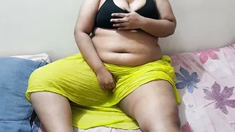 Neighbor Aunty Fingering Herself Watching Porn Getting So Wet