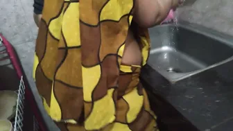 Fucking Indian Aunty In The Kitchen While She Was Preparing
