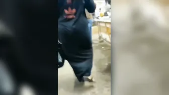 Curvy Aunty Twerking Her Thick Ass Wearing Traditional Dress