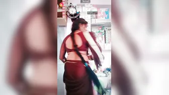 Naughty Aunty Showing Off Her Curves In Bedroom Mirror Selfie