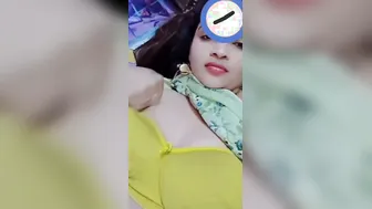 Married Bhabhi Flashing Her Huge Natural Tits At Home Alone