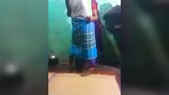 Tamil Village Aunty Morning Romance With Secret Lover At Home