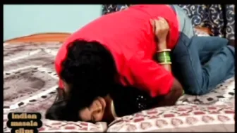 Squeezing My Telugu Aunty's Heavy Boobs Till She Screams Loud