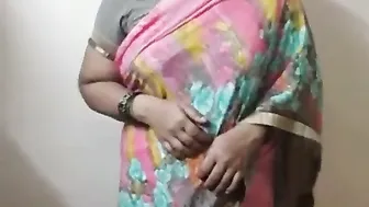 Married Aunty Removing Her Traditional Saree Before Getting Wild