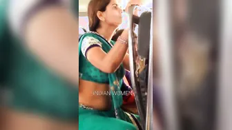 Aunty Teasing Everyone Flashing Her Sexy Navel On Crowded Bus
