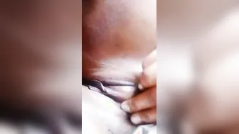 Mature Aunty Spreading Wide Showing Everything She Has For Me