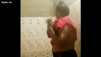 Catching My Married Neighbor Aunty Bathing And Changing Secretly