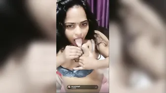Busty Aunty Stripping Bare In Private Video Call Showing All