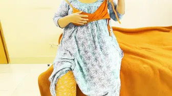 Tamil Aunty Taking Stranger Home Fucking Him In Bedroom