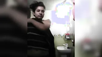 Amateur GF Getting Pounded In Homemade Video