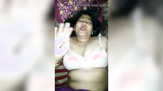 Curvy Desi Wife Getting Naughty On Camera With Neighbor