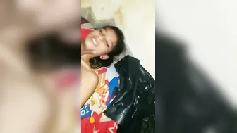 Jerking Off To This Hot Indian Wife Showing Her Body