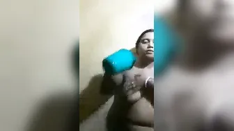 Curvy Wife Filming Herself Naked In Steamy Bathtub