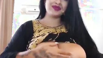 Dirty Talking Indian Milf Getting Herself Off On Video Call