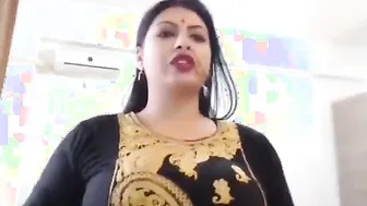 Dirty Talking Indian Milf Getting Herself Off On Video Call