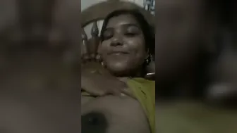 Amateur Milf Squeezing Her Milky Boobs On Selfie Cam