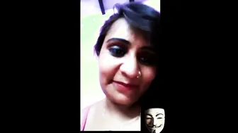 Bhabhi Flashing Her Boobs During Late Night Video Call
