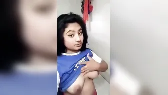 Indian Selfie Babe Exposing Her Huge Natural Tits Live On Cam