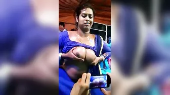 Desi Trans Babe Flaunting Massive Boobs In Daring Live Show