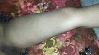 Exploring Her Mature Desi Pussy Slowly While She Moans Loudly