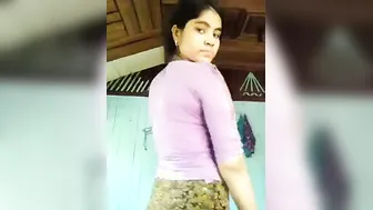 Cute GF Showing Off Her Pussy For My Camera At Home