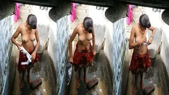 Stepsister Caught Bathing Naked Brother Filming Through Window