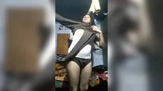Desi GF Stripping Naked Sending Private Selfie To Lover