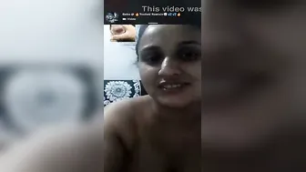 GF Talking Dirty On Phone Getting Herself Off For Lover