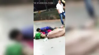 Horny Couple Fucking In Public Park Caught By Voyeur In Viral Video