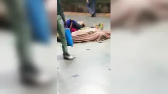 Horny Couple Fucking In Public Park Caught By Voyeur In Viral Video