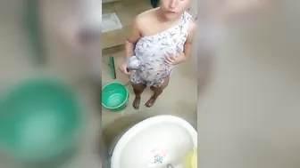 Slutty Babe Touching Herself Naked In Viral Homemade Selfie Footage