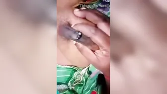 Lactating Aunty Showing Her Huge Milky Boobs In Nude Video Call