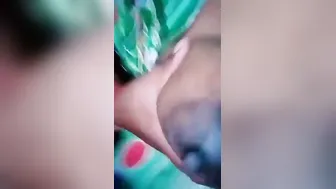 Lactating Aunty Showing Her Huge Milky Boobs In Nude Video Call