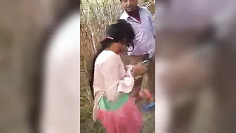 Village Married Woman Fucking Outdoors Caught On Tape