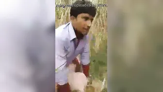 Village Married Woman Fucking Outdoors Caught On Tape