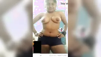Busty Tamil Babe Flashing Big Boobs Topless On Video Call