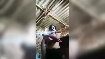 Tamil GF Stripping Naked And Teasing In Homemade Clip