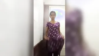 Naughty Tamil Teen Exposing Herself In Steamy Homemade Mms Clip