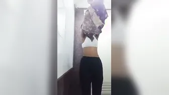 Naughty Tamil Teen Exposing Herself In Steamy Homemade Mms Clip