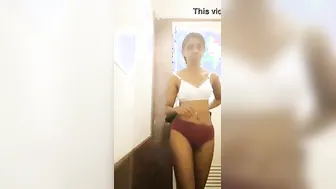 Naughty Tamil Teen Exposing Herself In Steamy Homemade Mms Clip