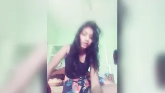 Indian GF Sending Nude Selfie Video To Her BF