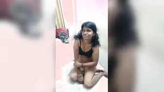 Tamil Slut Filming Herself Naked For Her Paying Client Today