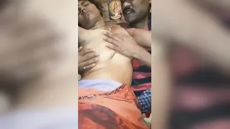 Dehati Slut Getting Her Big Boobs Sucked In Leaked Mms Video