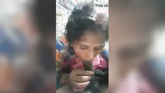 Neighbor Fucking Village GF In The Woods Giving Blowjob