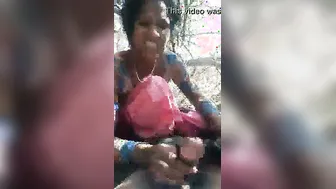 Neighbor Fucking Village GF In The Woods Giving Blowjob