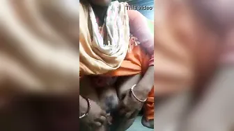 Country Babe Opening Her Legs For Closeup In Homemade Recording